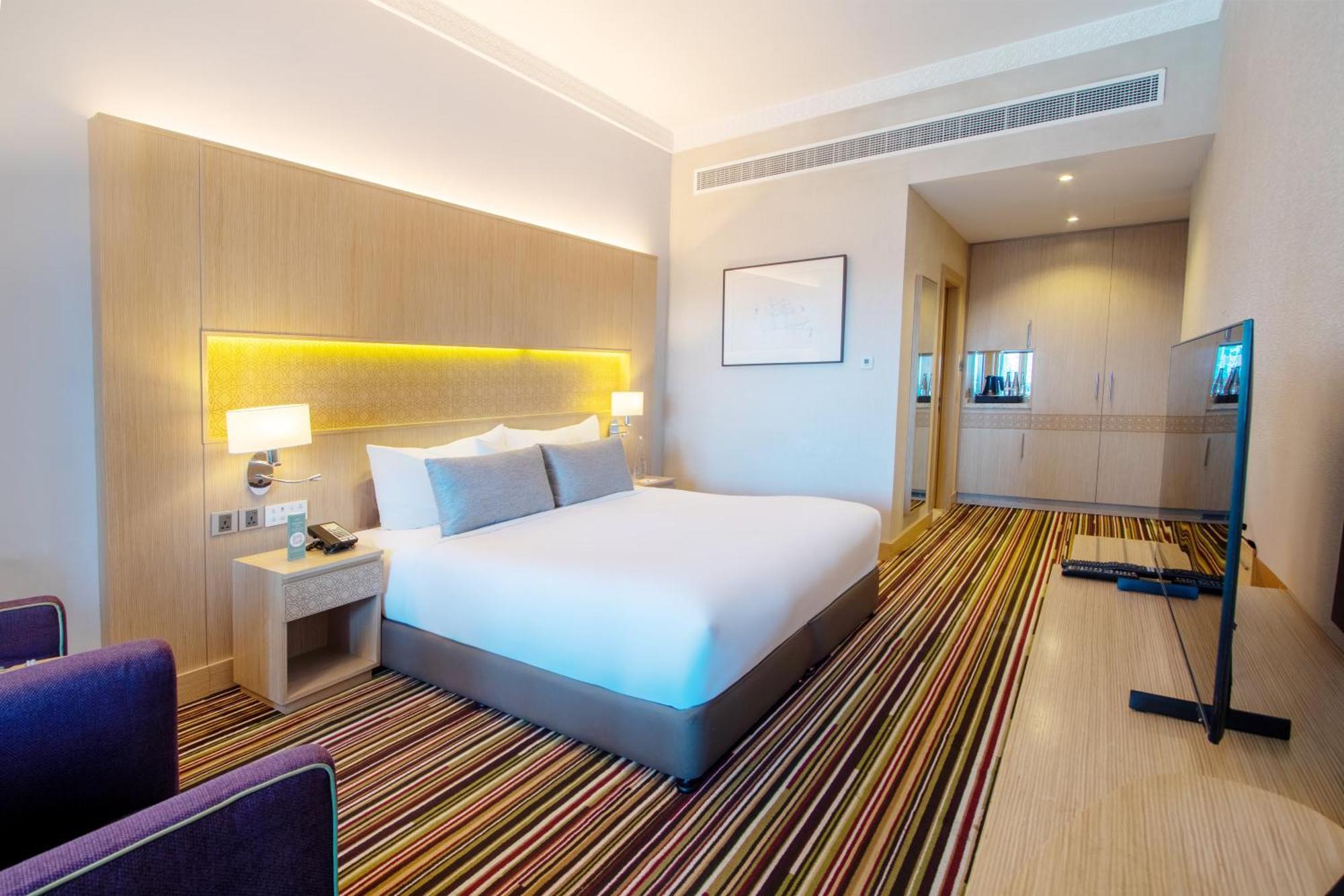Dusit D2 Kenz Hotel 4*